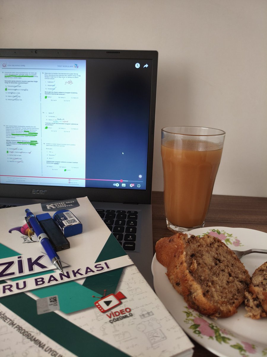 çok şükür öabt için çalışmaya başladım öncelikle alan derslerimin tyt daha sonra ayt kısmına bakacağım bugün ders videosunu izledim soru çözeceğim inşallah yazın alan derslerimi bitirmeye çalışacağım umarım boşlamayıp yazımı güzel değerlendiririm