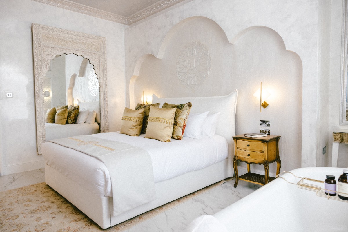 This week’s instalment of the Project of the Week series features historically themed hotel bedrooms by 2024 SBID Awards Finalist, Atrio Design.

Learn more about Atrio Design, Baloci Hotel: bit.ly/4ljaeJG