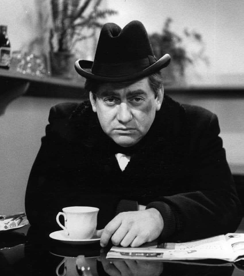 ajohnmain's tweet image. Remembering Anthony John Hancock (12th May 1924 – 25th June 1968) - quite possibly Britain's greatest post-war comedian
#TonyHancock #HancocksHalfHour