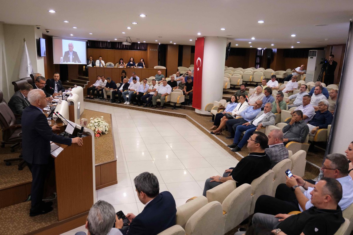 Yılın yarısı sona eriyor ve çalışanların ara zam beklentisi var. Ancak işverenin yaptığı maaş zammı, vergi dilimleri sebebiyle ne yazık ki eriyor. Çalışan yine aynı maaşı alırken, işverenin maliyeti yükseliyor. Çalışanların refahı ve mutlu olabilmesi için vergi dilimlerinin