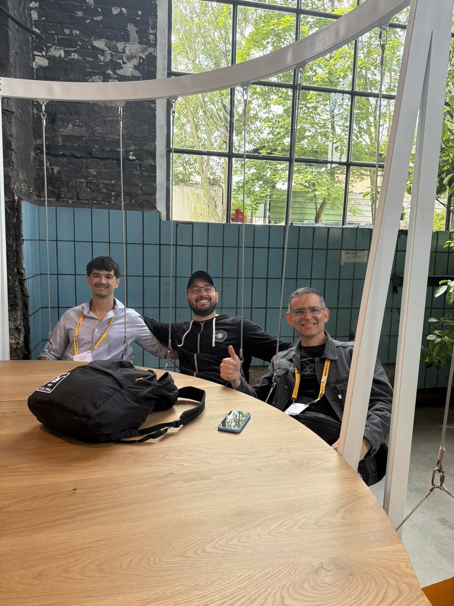 Proud to be part of this year’s #GoogleIOConnect in Berlin, Germany, a great opportunity to connect with community organizers and developers from all around the world 👨🏻‍💻

#GDGSummit
#BuildWithGemini
