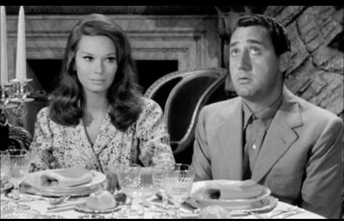 La scène du repas de « Una vita difficile », du grand Dino Risi, restera comme l’une des plus belles. Bon voyage Lea Massari.