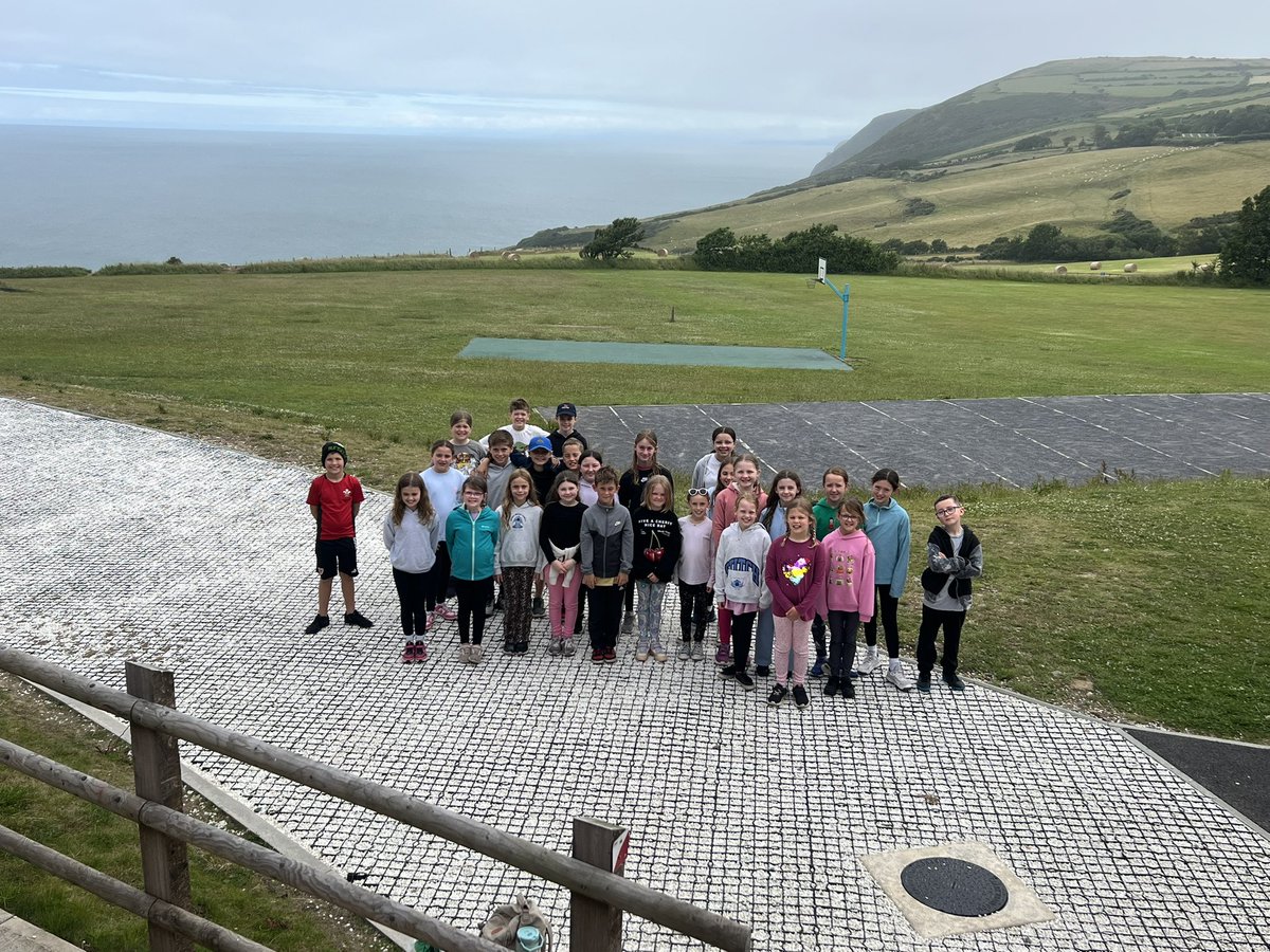 Bore olaf yn Llangrannog/Final morning at Llangrannog #Llangrannog <a href="/YsgolLlanhari/">Ysgol Llanhari</a>