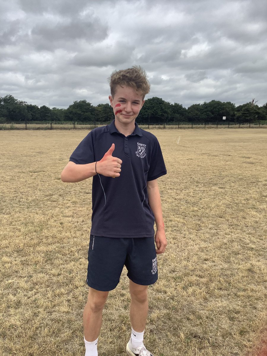School record broken before 10am! 
Congratulations Noah Griffiths for knocking 3 seconds off the Yr8 boys 800m - originally set in 2014!