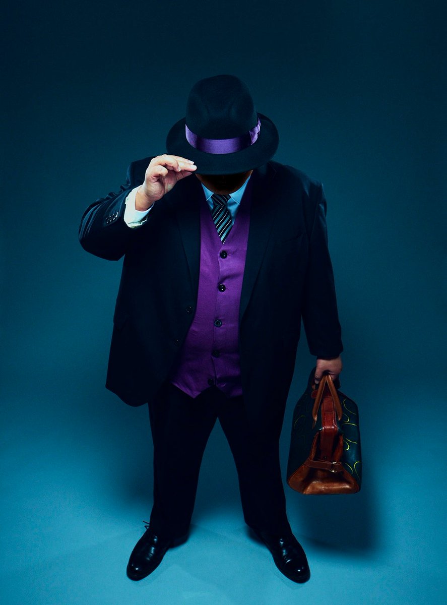 『笑ゥせぇるすまん』実写ドラマ、
喪黒福造役はロバート秋山竜次

🎩藤子不二雄A先生のお話を
現代風にアップデート　宮藤官九郎ら脚本
oricon.co.jp/news/2392468/?…

シルエットや手から見事特定した人も？
oricon.co.jp/news/2391638/p…

#笑ゥせぇるすまん #アマプラ