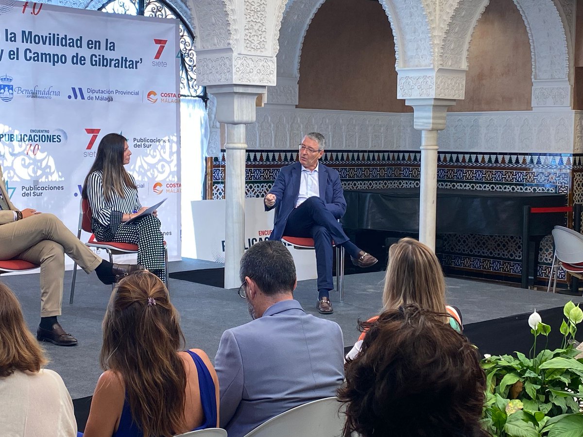 Francisco Salado, pte de la <a href="/diputacionMLG/">Diputación de Málaga</a> ha abierto la jornada preguntándose: “qué le hemos hecho los malagueños al Gobierno para merecer este trato” en movilidad, pidiendo medidas paliativas para suavizar el impacto de los peajes en los ciudadanos.