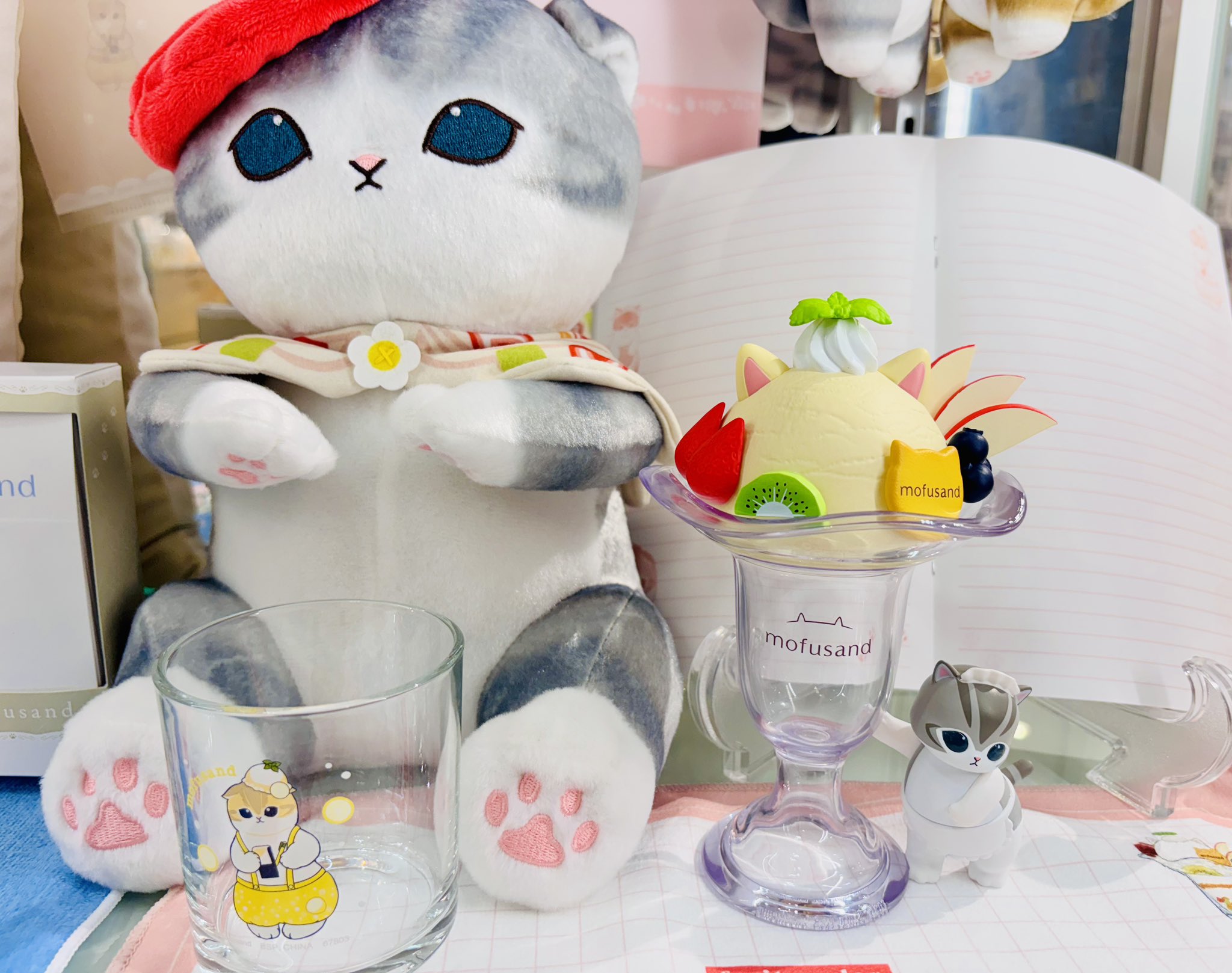 【mofu_mofuページ】3点おまとめセット mofusand】4月5日から”もふもふマルシェ”スタートでお野菜にゃん