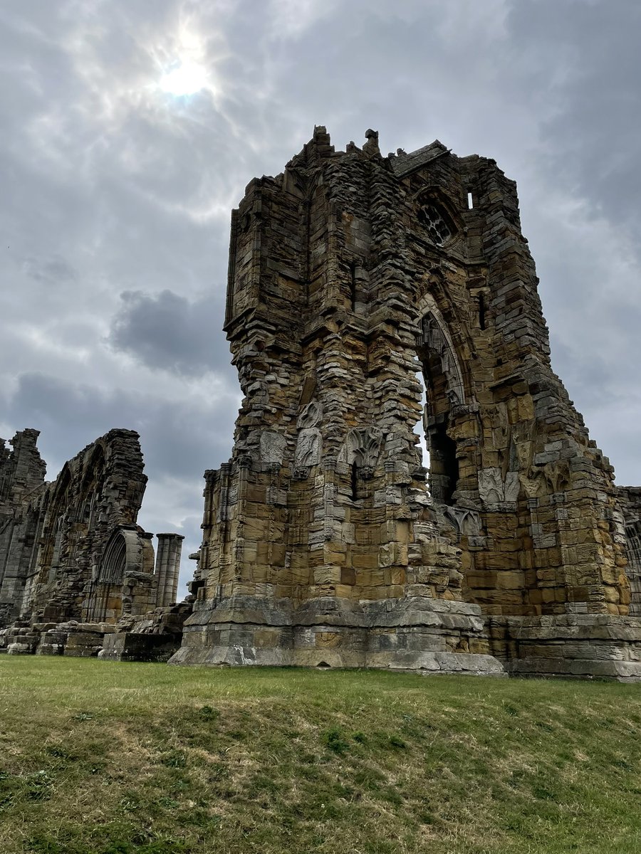 LindenRDCedar's tweet photo. Whitby Abbey! #LindenRoadAcademyCedar #LindenPersonalDevelopment #lindenlearning https://t.co/OVzCenFYei
