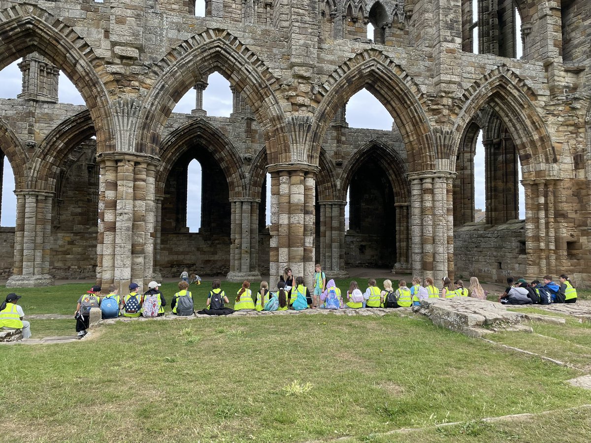 LindenRDCedar's tweet photo. Whitby Abbey! #LindenRoadAcademyCedar #LindenPersonalDevelopment #lindenlearning https://t.co/4zQZ05El5f
