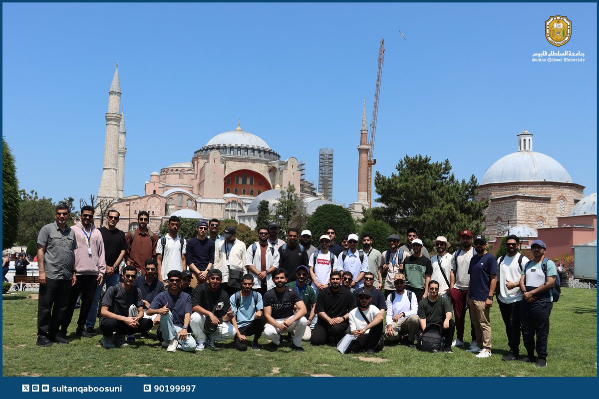 sultanqaboosuni's tweet photo. #خبر |   

اختتام الرحلة الطلابية السنوية السادسة والعشرون لطلبة #جامعة_السلطان_قابوس المجيدين✨
 
 للمزيد📚
https://t.co/1kjxAo4Em2 https://t.co/bJrWOZOAmv