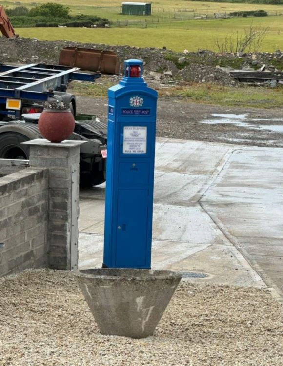 Our Original Cast Iron Blue Police Post PA3 has arrived in it's new home!

Mon - Fri: 9am - 5.30pm                                      
Sat - Sun: Closed           
Tel: 01543 222923                                                        
Email: info@ukaa.com