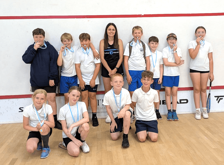 Primary School Students Shine on our Squash Courts #Pitchero
hythecsc.com/news/primary-s…