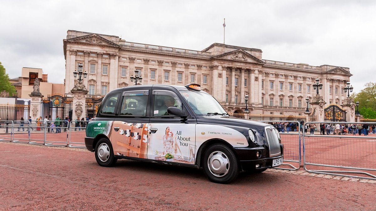 UbiquitousTaxis's tweet image. Advertising campaigns for hotel operators isn't limited to conventional formats. This Ubiquitous effort for @SherwoodHotels proves that a trip down the high street can turn into a trip down the runway!
#brandawareness
#taxiadvertising
#creativeadvertising