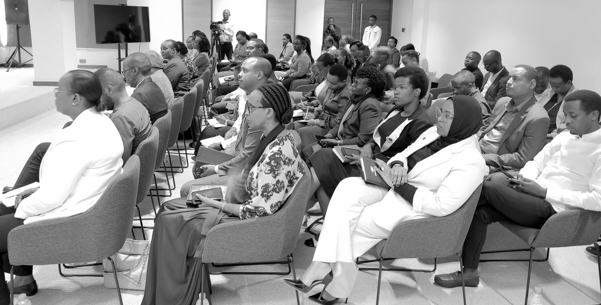 Gender Monitoring Office | Rwanda (@gendermonitorrw) on Twitter photo "Building gender-responsive workplaces is key to boosting national productivity and social equity. As we unite across sectors, Rwanda remains committed to dignity, inclusion, and equal opportunity for all". <a href="/CNkulikiyinka/">C. Nkulikiyinka</a> the Minister of <a href="/RwandaLabour/">Ministry of Public Service and Labour | Rwanda</a> in her opening remarks. "Building gender-responsive workplaces is key to boosting national productivity and social equity. As we unite across sectors, Rwanda remains committed to dignity, inclusion, and equal opportunity for all". <a href="/CNkulikiyinka/">C. Nkulikiyinka</a> the Minister of <a href="/RwandaLabour/">Ministry of Public Service and Labour | Rwanda</a> in her opening remarks.