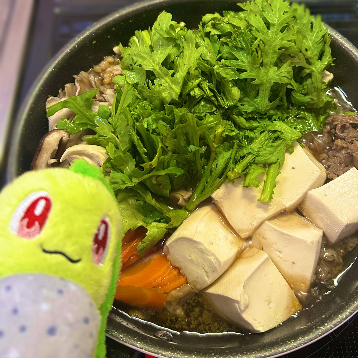 今日はゲリラすき焼きだ
春菊がおいしいよ！