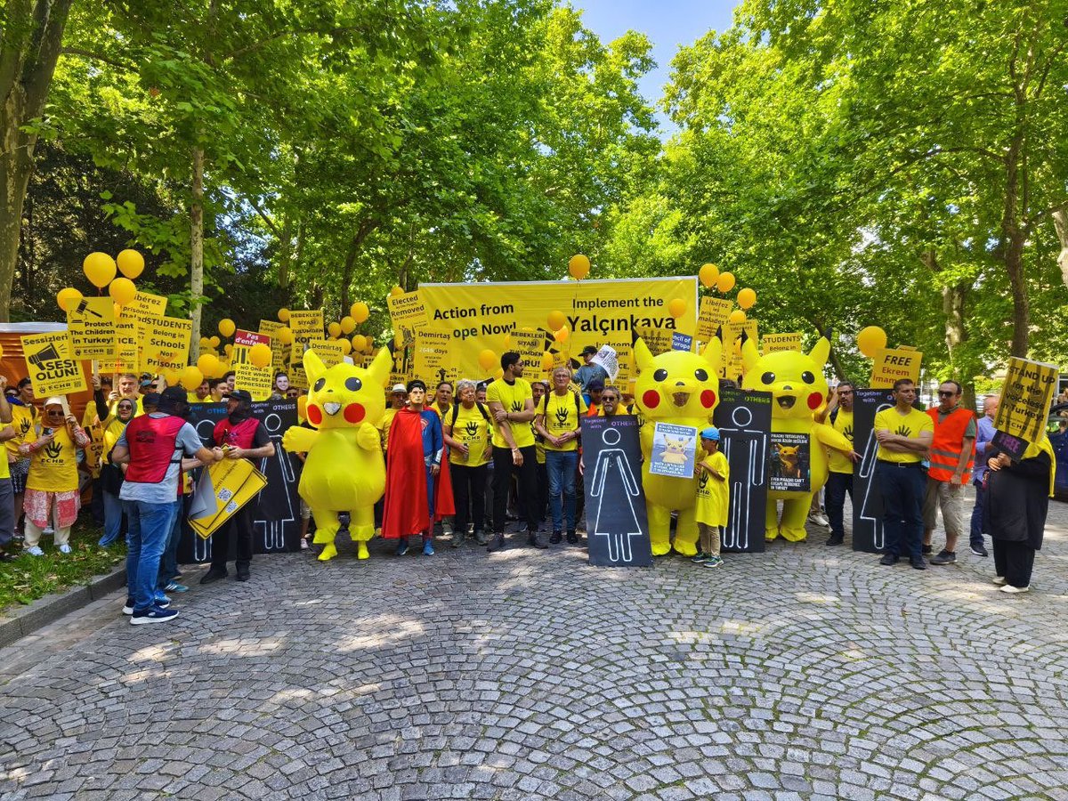 📌Without an independent judiciary, all rights are meaningless. 
🔻That's why thousands in Strasbourg are demanding reform in Turkey as a top <a href="/coe/">Council of Europe</a> priority. <a href="/CoE_RuleofLaw/">Council of Europe Rule of Law</a> <a href="/dpavli/">darian pavli</a> <a href="/AndreasZund/">Andreas Zünd</a> <a href="/mariaelosegi/">maria elosegi</a>

#StrazburgAdaletBuluşması
#StrasbourgMeetingForJustice