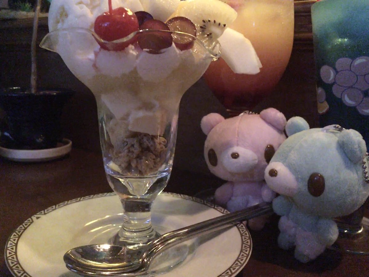 hyuniikawa tweet picture