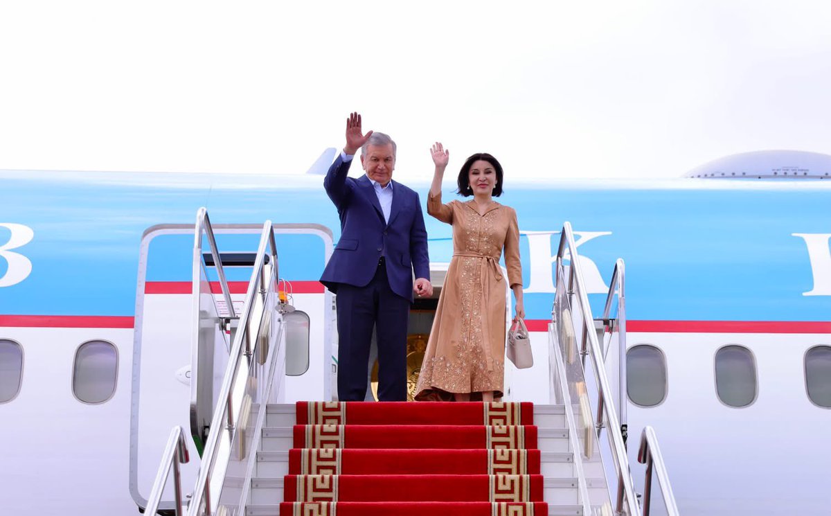 Бүгд Найрамдах Узбекистан Улсын Ерөнхийлөгч Шавкат Миромонович Мирзиёевийн төрийн айлчлалаар хоёр орны харилцааг “Иж бүрэн түншлэл”-ийн түвшинд хүргэлээ.

Айлчлалын хүрээнд Ерөнхийлөгч нар албан ёсны хэлэлцээ хийж, улс төр, эдийн засаг, боловсрол, эрүүл мэнд, соёл, хууль зүй,