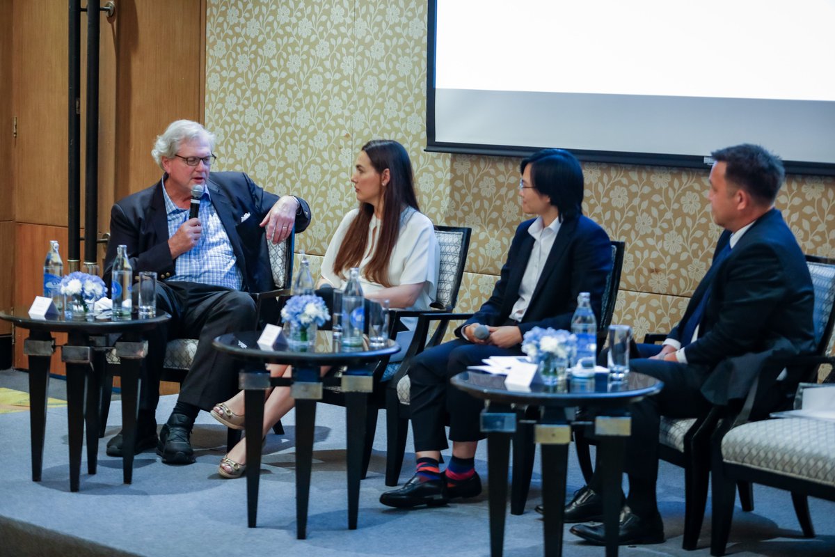 BRForum_'s tweet photo. Charles Blocker (IC Partners) led a panel with legal experts from Watson Farley &amp; Williams, BH2I &amp; Chandler Mori Hamada at #BRFAsia2025. 

They unpacked how evolving developer needs, regional laws &amp; owner expectations are reshaping branded residence agreements. https://t.co/YshCB62xt8