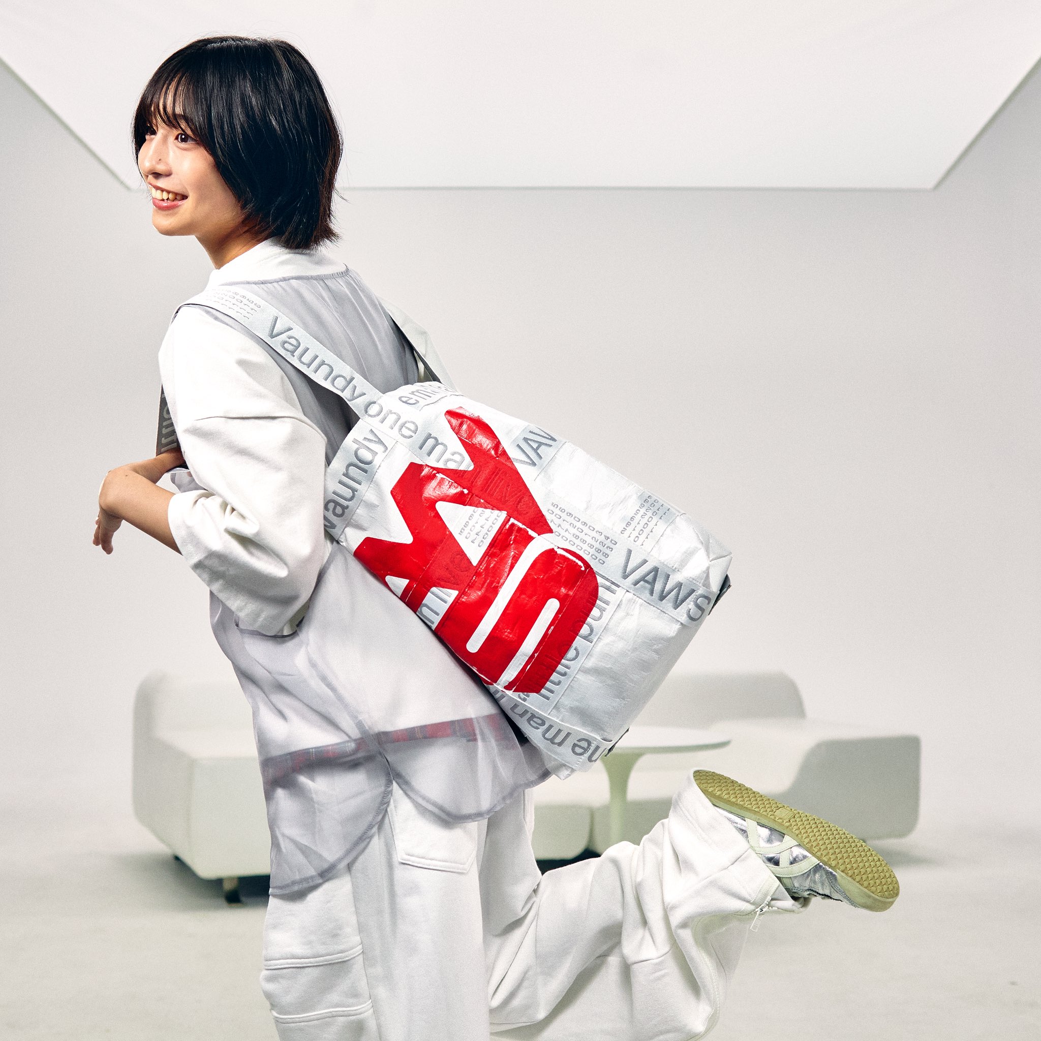 Vaundy VAWS premium限定　VAWS Logo Tote Bag 商品詳細ページ | Vaundy ONLINE STORE | VAWS Logo Tote Bag