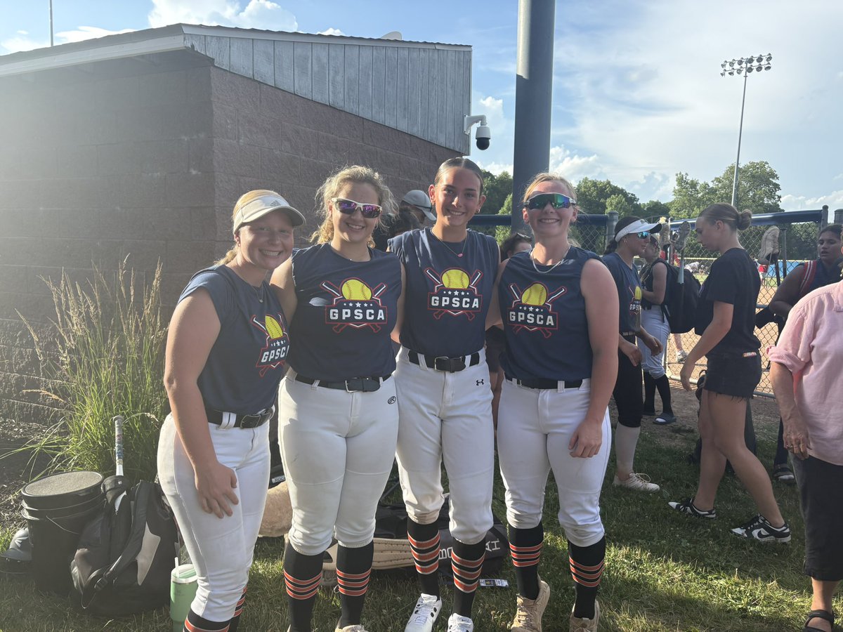 IB Tigers Softball tweet media