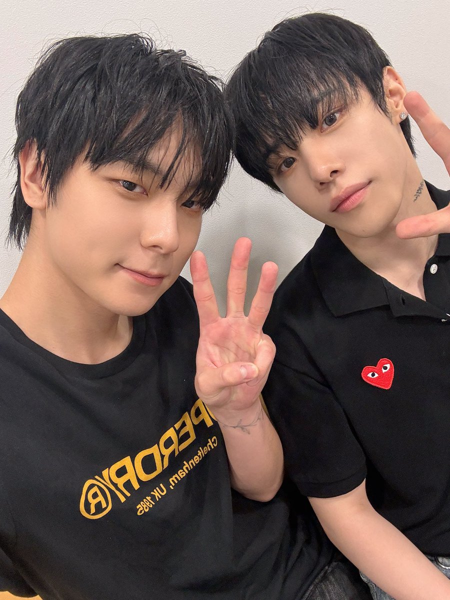 salmonent666's tweet photo. [BehiNd You]
D-3
倒计时，72小时

活动日期：2025年06月28日（周六）
活动地点：江苏 无锡
更多信息请关注@salmonent666 
#OX_N #오엑스엔 #OMEGA_X #오메가엑스 https://t.co/l64vl4jhYq