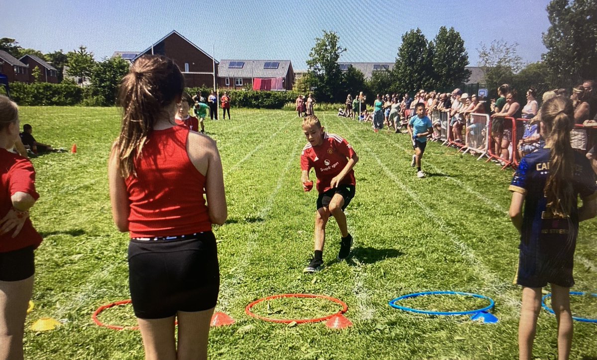 Llongyfarchiadau Tim Caerdydd on winning our Year 5/6 Sports Day! Hoop and ball, bucket relay and arch and tunnel as well as our usual races. Endless thanks to our Sports Ambassadors and Sports Leaders for seamless transitions between events. You are outstanding!