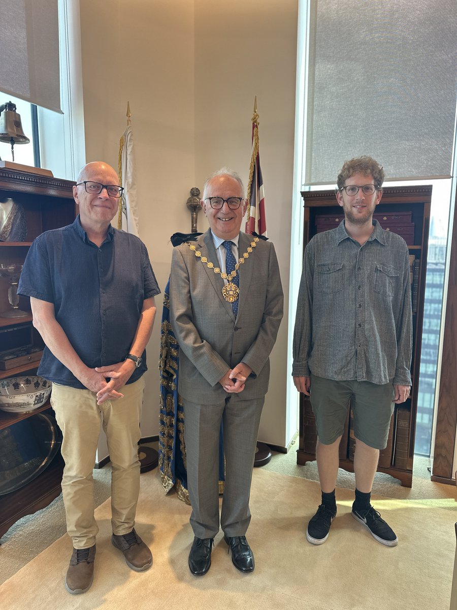 The Lord Mayor of Westminster (@lm_westminster) on Twitter photo Thrilled to host Luca Zucchi, a gifted student at the Royal Academy of Music, and Philip Cashian, Head of Composition.
Luca is composing the 'Fairer Westminster Suite' which I commissioned when I came into office - premiering Oct 31 <a href="/RoyalAcadMusic/">Royal Academy of Music</a>.
I hope to see you all there! Thrilled to host Luca Zucchi, a gifted student at the Royal Academy of Music, and Philip Cashian, Head of Composition.
Luca is composing the 'Fairer Westminster Suite' which I commissioned when I came into office - premiering Oct 31 <a href="/RoyalAcadMusic/">Royal Academy of Music</a>.
I hope to see you all there!