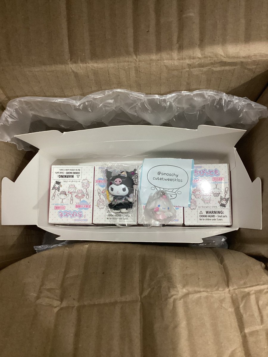 smoachy's tweet photo. เปิดหาร [พร้อมส่ง] | พวงกุญแจ sanrio นางฟ้า 🇯🇵

ตัวละ 210฿ (เฉพาะคุโร 240฿ )
• ค่าส่งในไทย 19 [ems]

ได้กล่องด้วยนะคะ แพ็คเกจครบ 
สั่งซื้อ Dm มาได้เลยนะคะ 🛒

#ตลาดนัดsanrio #ตลาดนัดซานริโอ้ #หิ้วญี่ปุ่น #รับหิ้วญี่ปุ่น https://t.co/f0s9zzzeZ8