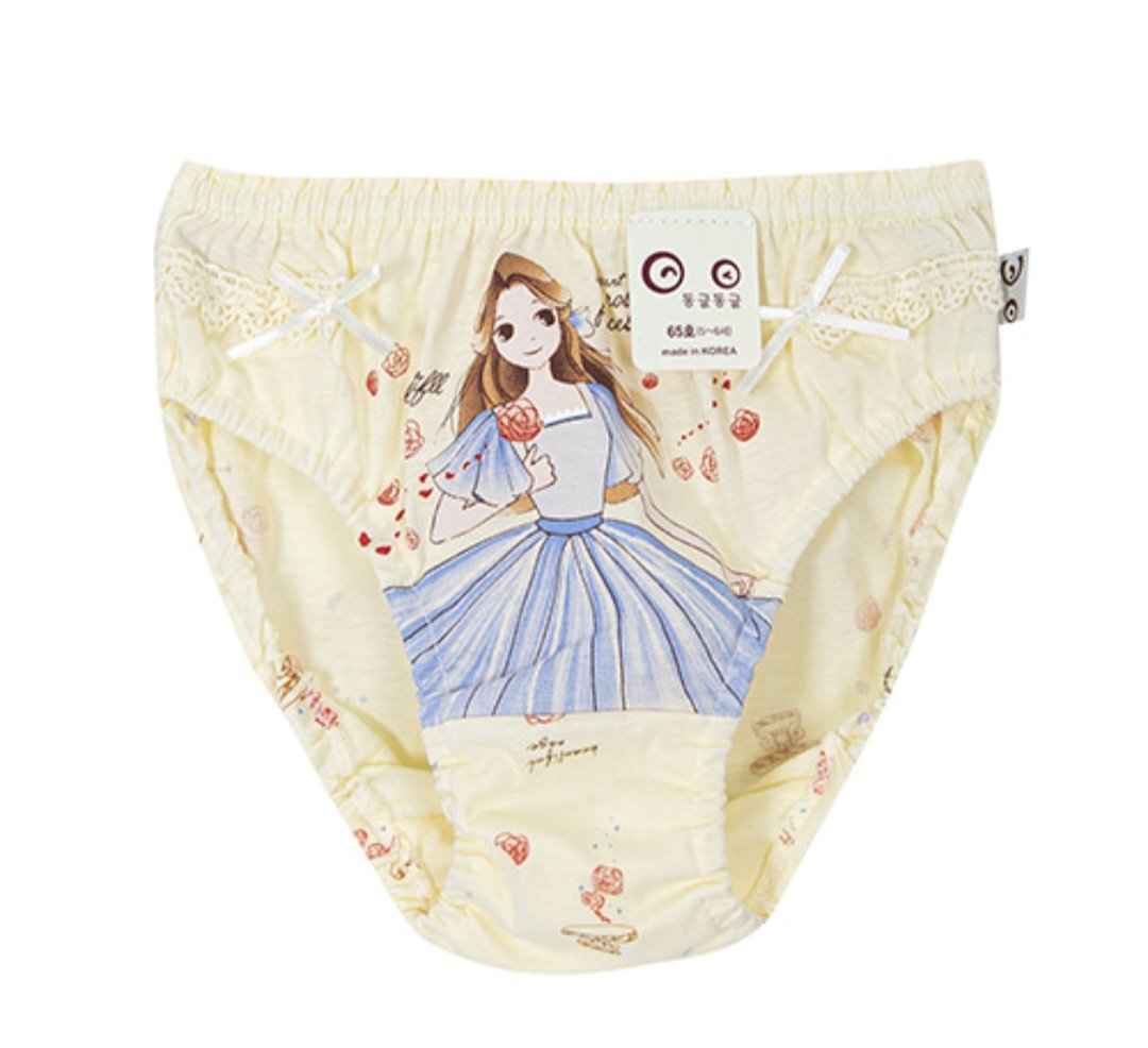 (오늘의 꿀팁) 공주팬티 원하는 분들은 요 브랜드 강추! 요새 흔치 않은 13-14세 사이즈 공주팬티에요 😉  
(One of the very few remaining brands in SK that has princess briefs)
#베이비플 #리틀 #女児ショーツ