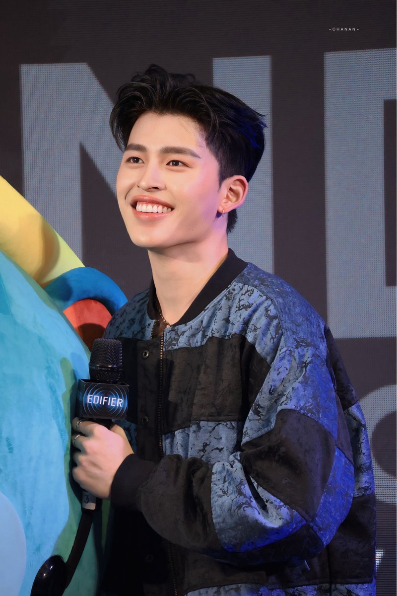 รอยยิ้มจากท่านปอนด์ 🫶🏻

POND PERMPOON X EDIFIER 

#EdifierXPondNaravit 
#PondSoundJourney
