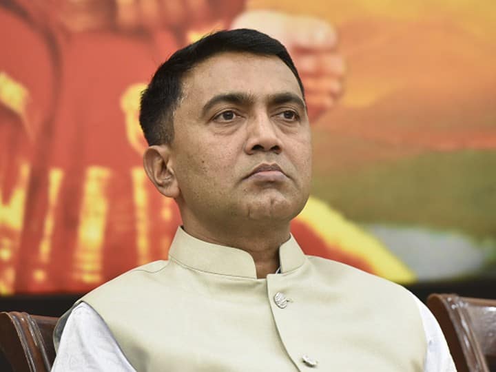 MASSIVE EXPOSE 🚨 

Sitting BJP MLA &amp; Minister Govind Gaude sacked by BJP after he exposed HUGE scam by own Goa Govt

His crime? — He flagged corruption by Goa CM Pramod Sawant led Tribal Welfare Dept

JP Nadda personally forced CM to SILENCE him, he said 🤯

SAVE GOA, KICK OUT