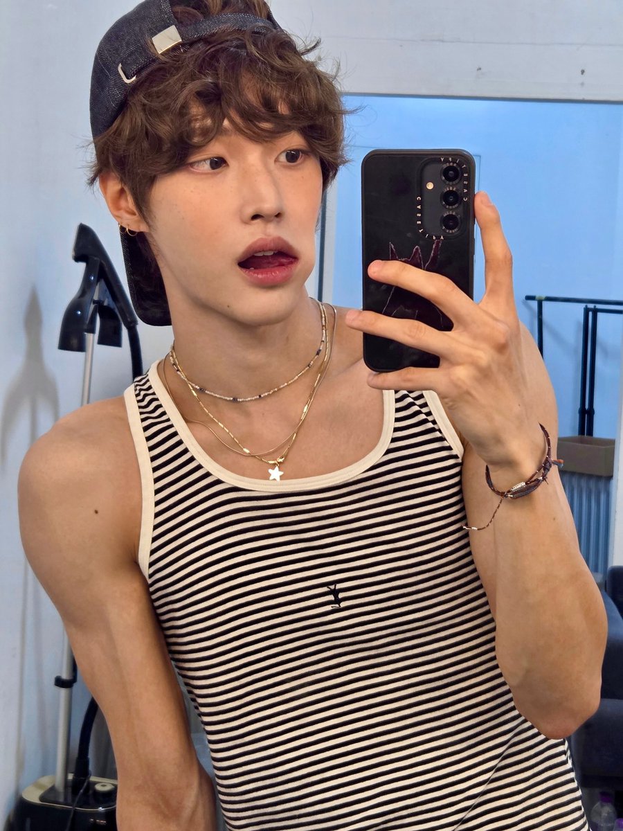 박원빈 혀 아카이브 (@bintongue) on Twitter photo 