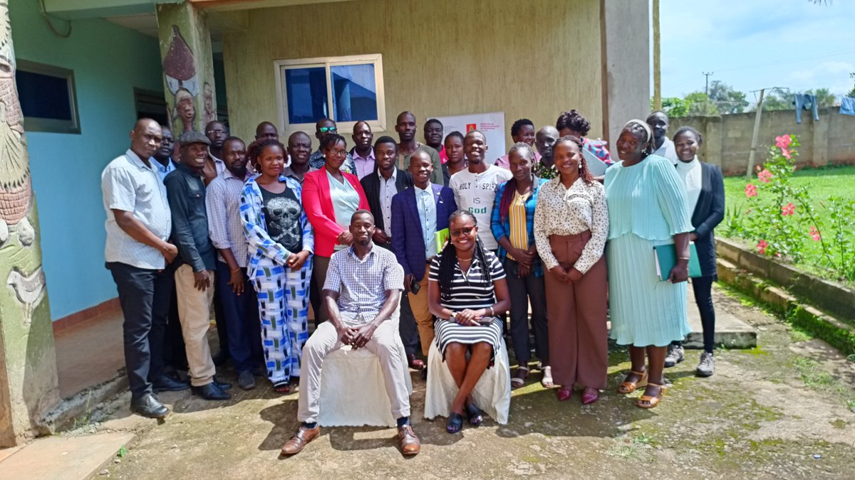 NCHRD_UG's tweet photo. ✍️@NCHRD_UG held a District Non Governmental Monitoring Committee (#DNMC) meeting in Gulu city. This brought together grassroot #HRDs and #DNMC members to dialogue on ways of enhancing the protection and coordination of #HRDs across the region.

This will foster better collaboration, information sharing, and collective action in response to threats or violations against #HRDs.
#TogetherWeDefend