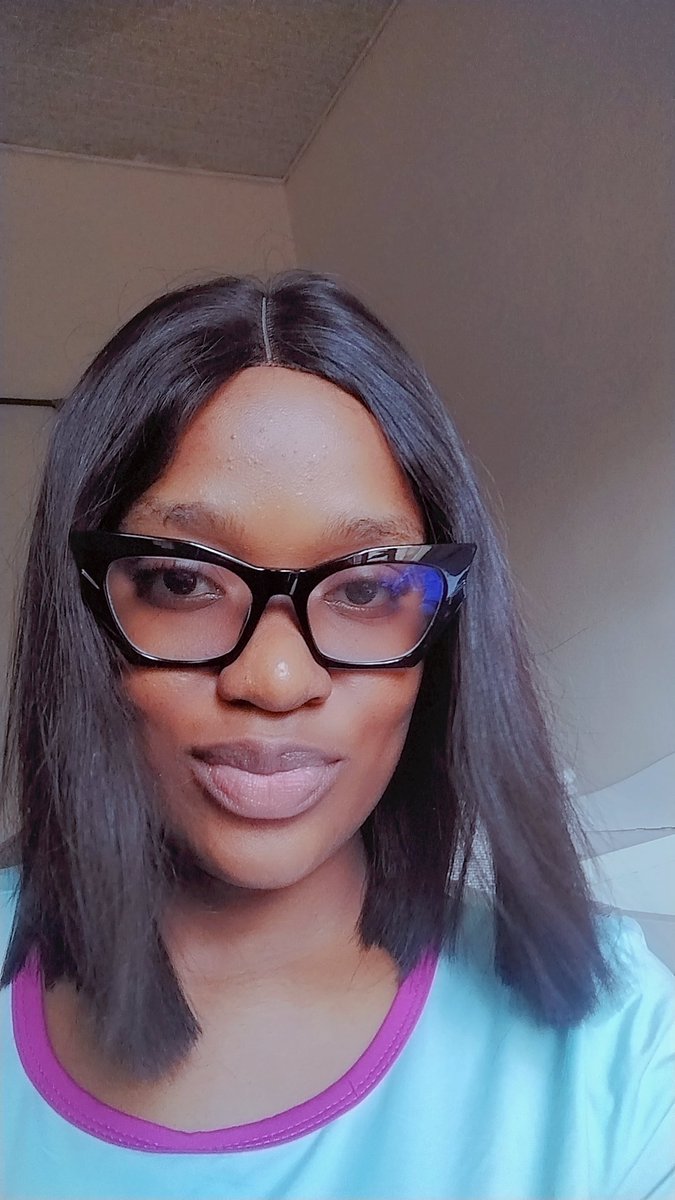 Sparkling Lily tweet media