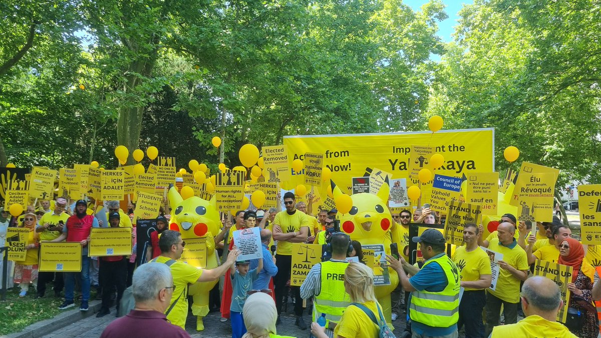 yeyzlts's tweet image. Alandayız.

Geciken adalet adalet değildir! 

#StrazburgAdaletBuluşması
#StrasbourgMeetingForJustice