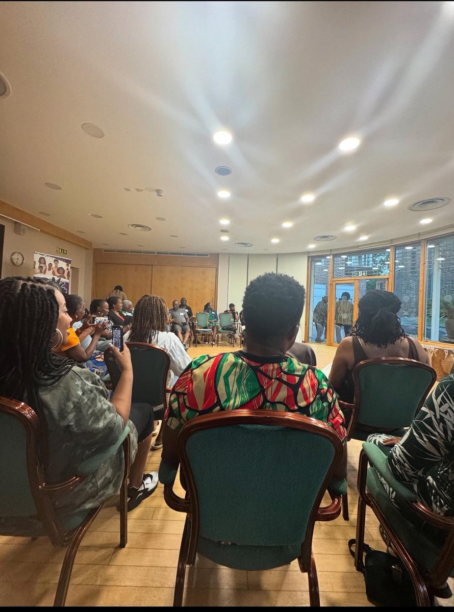 one community link . # togetherweachievemore! tweet media