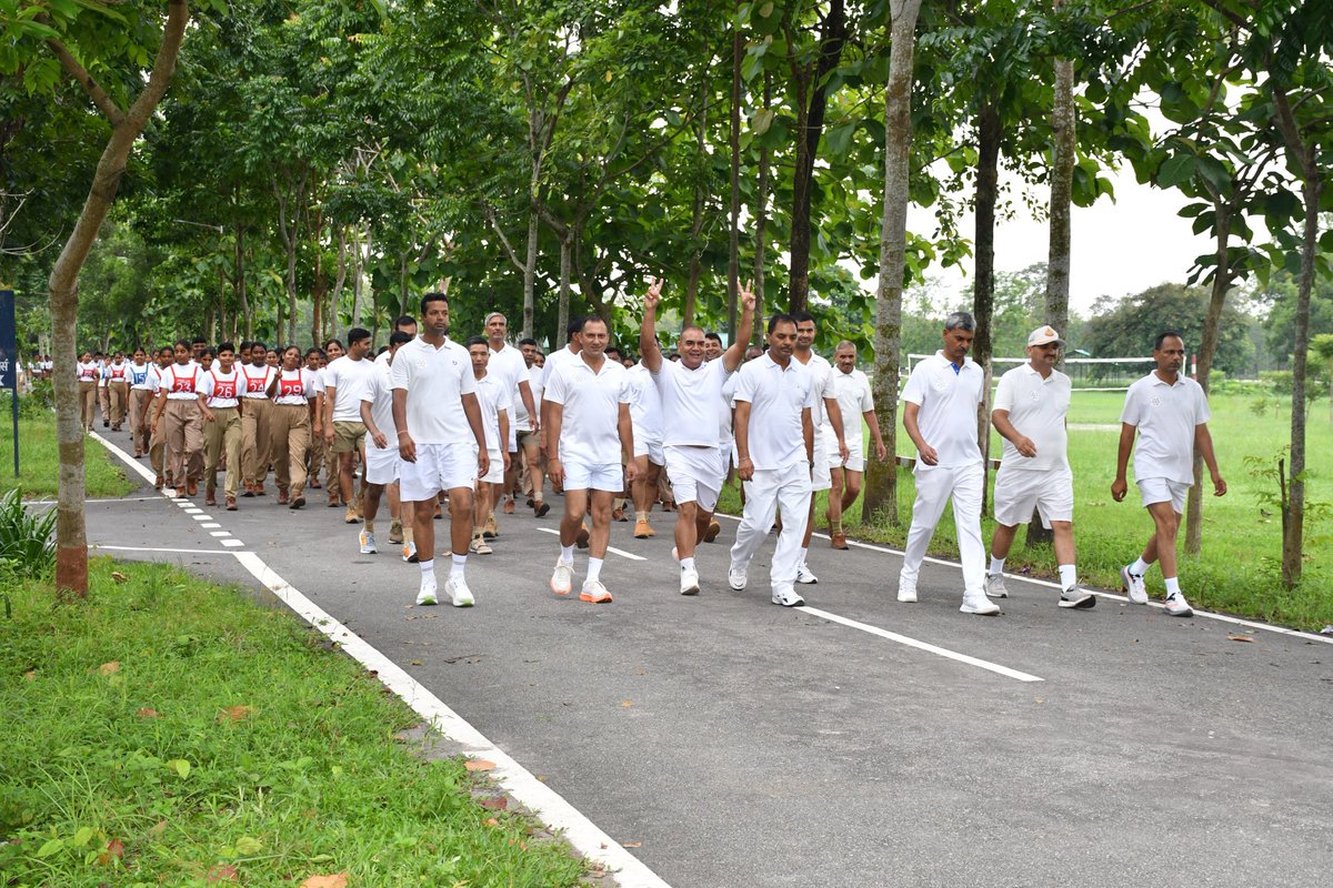 stcbsfnb's tweet image. Today, STC NB organised a WALKATHON under aegis of &quot;Ek Bharat Shreshtha Bharat&quot;,evoking patriotic fervour &amp;amp; togetherness across communities.