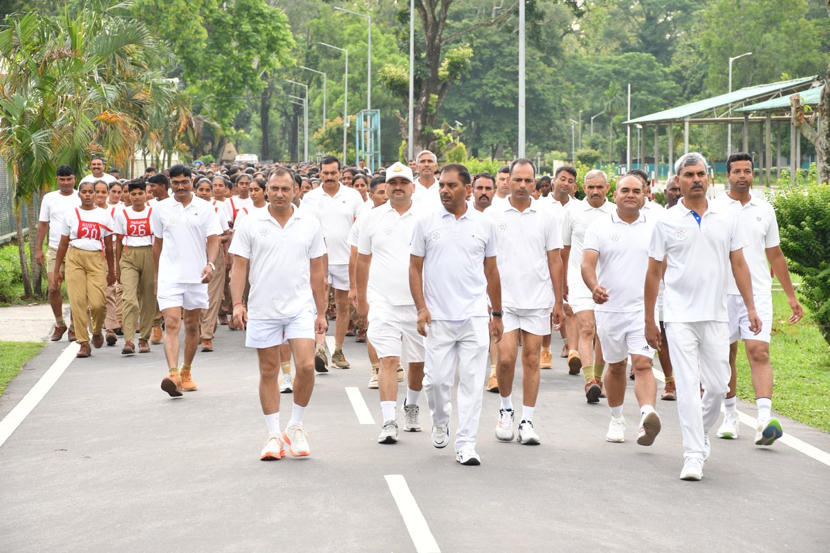 stcbsfnb's tweet image. Today, STC NB organised a WALKATHON under aegis of &quot;Ek Bharat Shreshtha Bharat&quot;,evoking patriotic fervour &amp;amp; togetherness across communities.