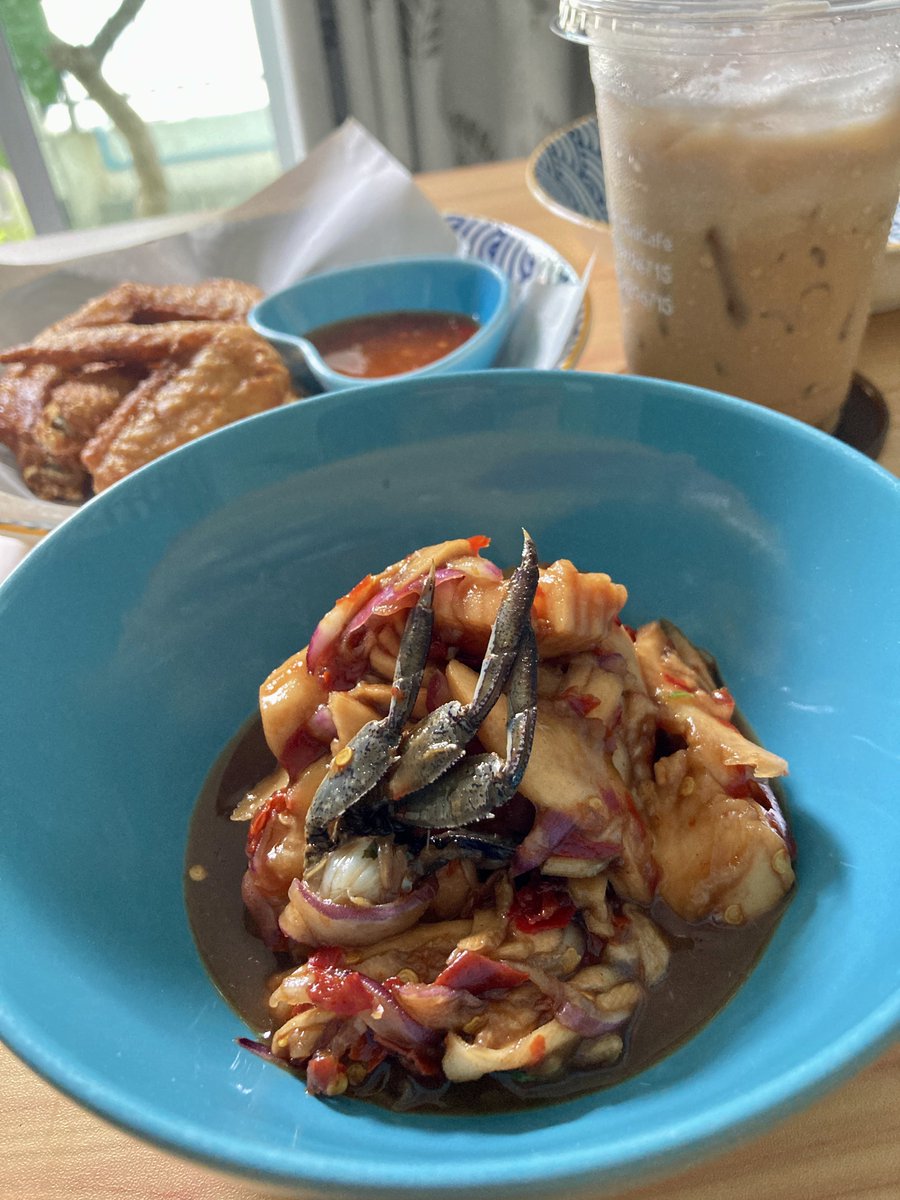 เปิ้นกึ๊ดเติงตั๋วหนา 😘 💋
#ตำบ่าตื๋น 🍑