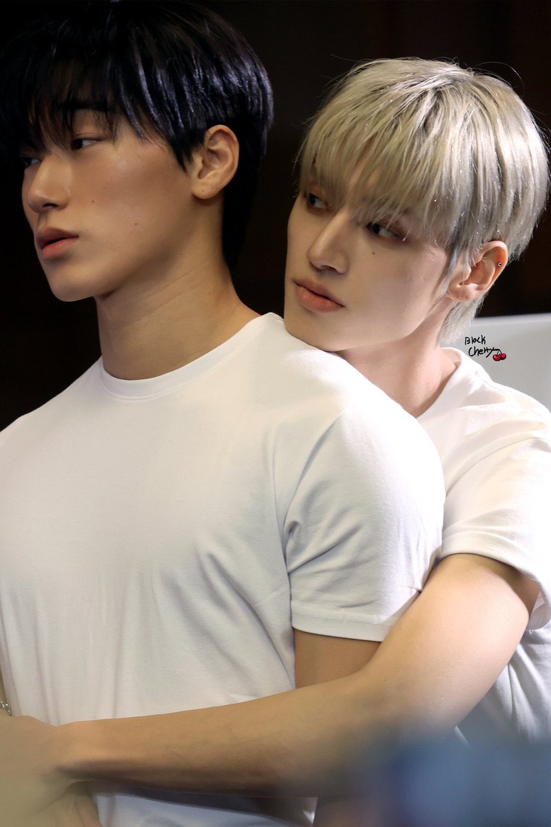 so this is what he did after playing pepero game with yunho?🤫