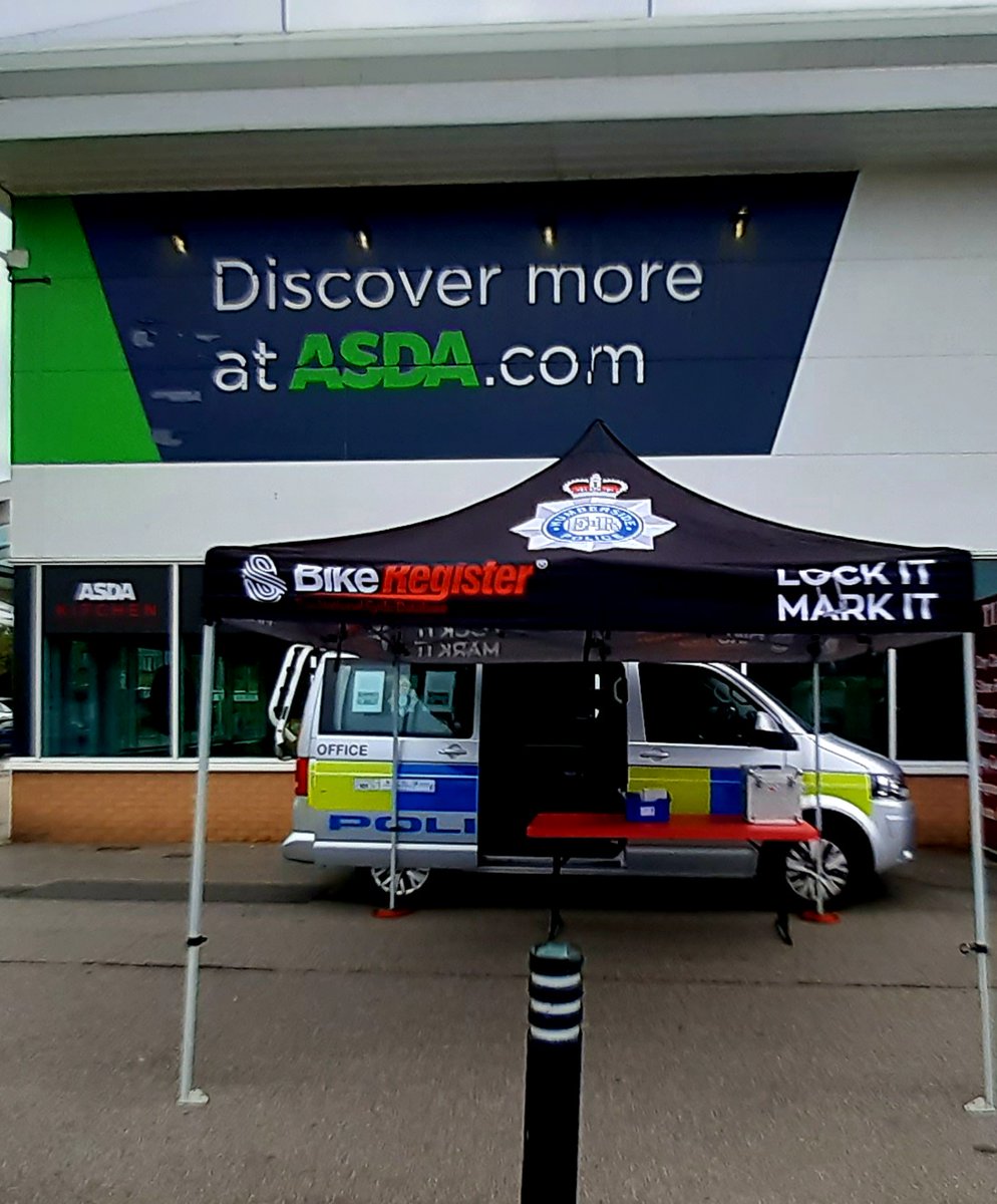 Hull Central Communities Team today until 12:30pm outside Asda Hessle Road Hull providing free Bike marking #bikeregister #lockitmark it