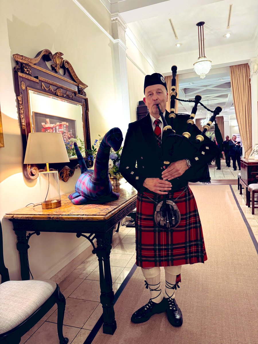 ScotlandinJapan's tweet image. ææ¥ã26æ¥ãã¹ã³ããã©ã³ãã®ãã«ã¹ããã¯äŒæ¥å£ã®èšªæ¥ãèšå¿µããŠã#äžå2025 è±åœãããªãªã³åã«ãŠãã°ãã€ãã®ã©ã€ãæŒå¥ãè¡ããŸãâª
æŒå¥æé:
âš11:00~11:15âš
âš13:30~13:45âš
âš16:30~16:45âš
æ¯éãç«ã¡å¯ãäžããã
ðŽó §ó ¢ó ³ó £ó Žó ¿ã®äŒçµ±çãªé³è²ãçã§ã楜ãã¿é ããŸãâª
#ScotlandinJapan
