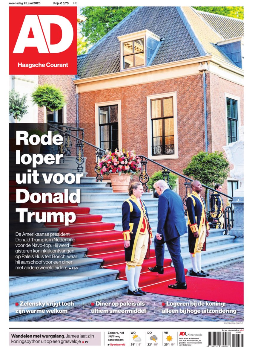 paulvdboschad's tweet image. Ik weet niet of de krantenbezorger bij het Paleis komt vanochtend. Veiligheidszones hè. Anders kan de koning als vaste abonnee van AD Haagsche Courant deze voorpagina aan zijn logé laten zien. Dat wordt gezellig ontbijten! Hulde aan alle @ADnl-collega’s die de NAVO-top coveren.