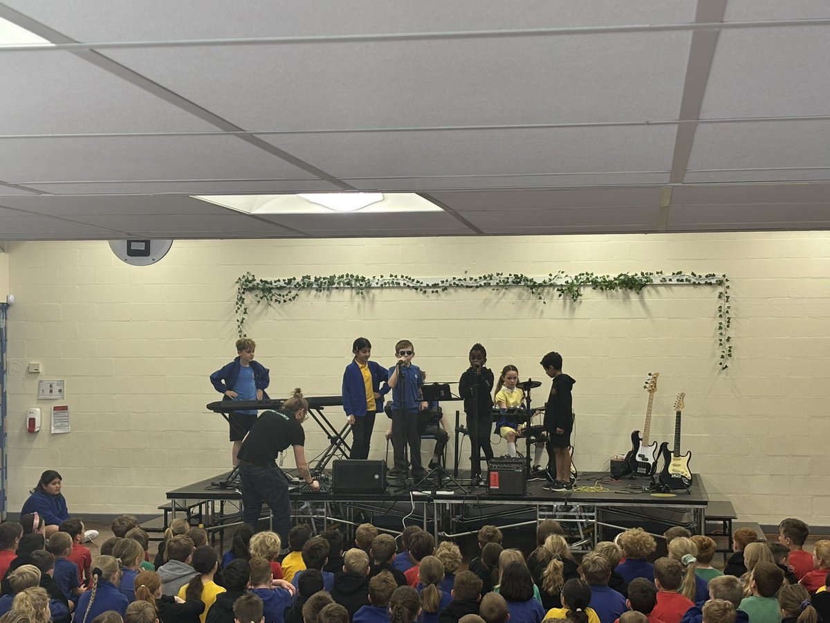 Sketchley Hill (@sketchleyhill) on Twitter photo There were some superb performances from our <a href="/RSMusicSchool/">Rocksteady Music School</a> groups yesterday showcasing everything they have learnt over the last few weeks #confidence There were some superb performances from our <a href="/RSMusicSchool/">Rocksteady Music School</a> groups yesterday showcasing everything they have learnt over the last few weeks #confidence