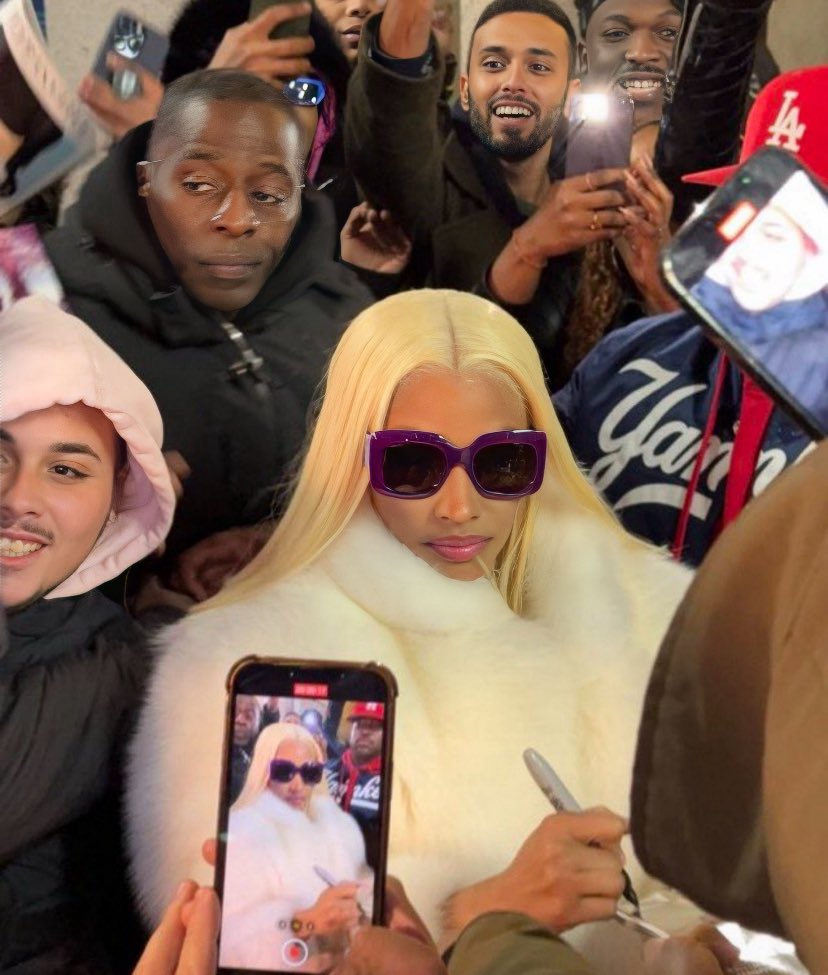 trvvpdoll's tweet photo. and the hate train is back it takes a round stop every 2-3 months😭i’m here to stay fuck these fake barbz @NICKIMINAJ like you said u do it for the barbz we here FUCK THEM MOTHA plz don’t put the pen in the safe😔PLZA! https://t.co/yWXgiOxBAu