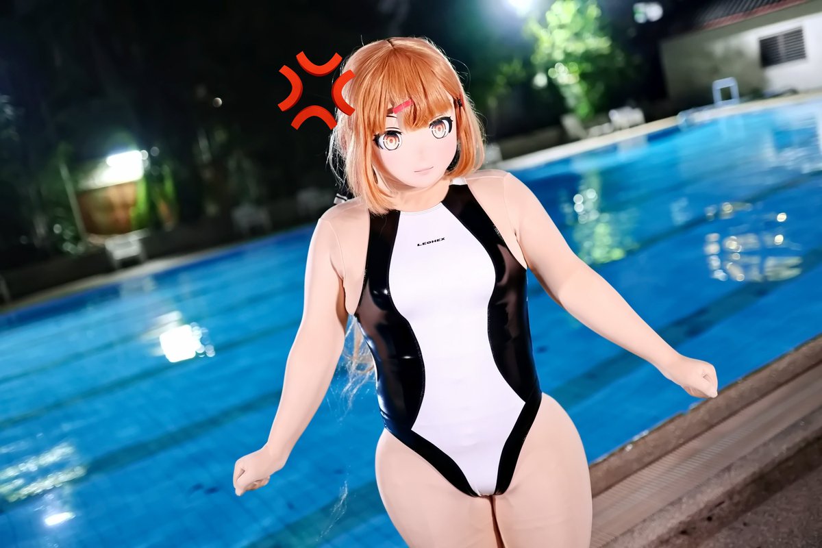 プールサイドを走らないでください💢👉🏼
📸: <a href="/TohmaMasaki/">塔馬マサキ</a>

#着ぐるみ