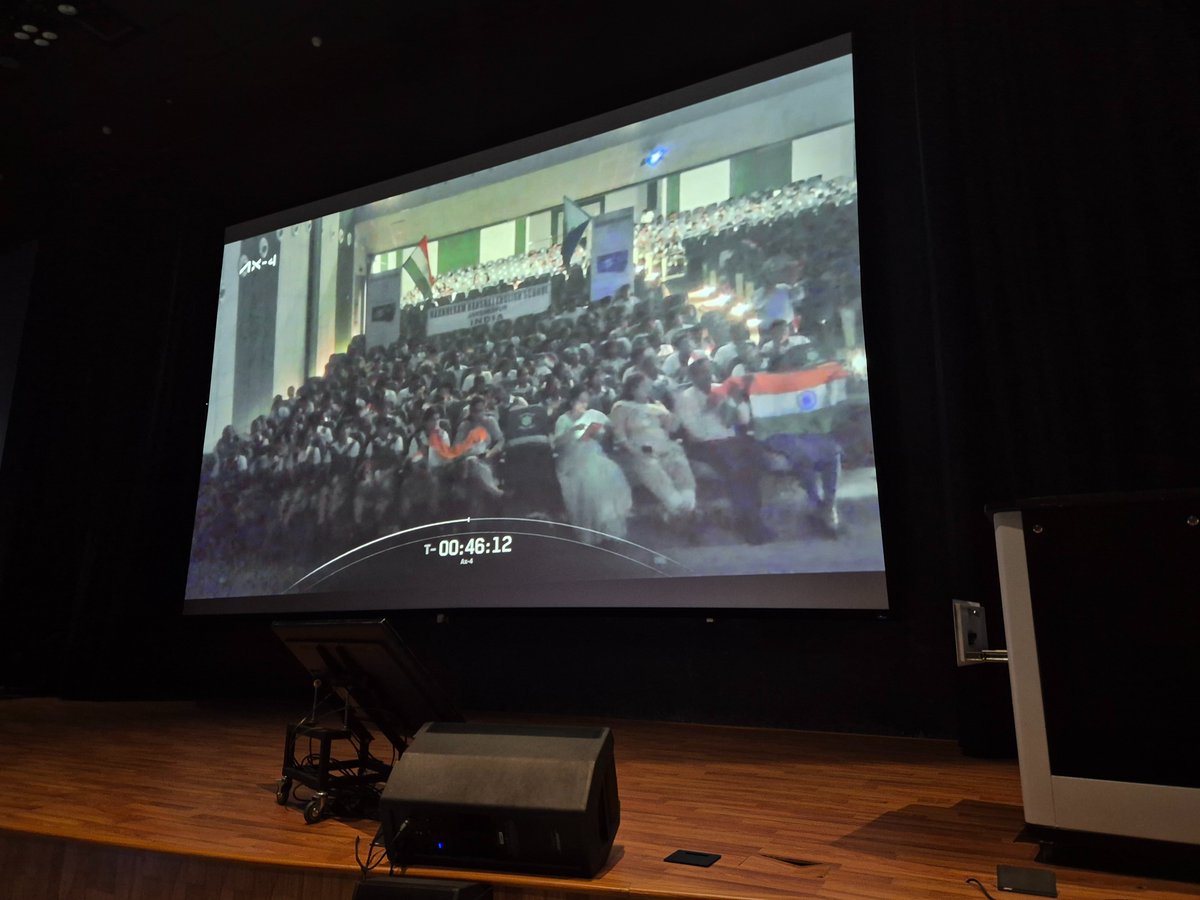 Duvvuri Subrahmanyam | ದುವ್ವೂರಿ ಸುಬ್ರಹ್ಮಣ್ಯಂ (@mangaloreman) on Twitter photo Watching the #Ax4 live stream at <a href="/iiscbangalore/">IISc Bangalore</a> with #AstronautDesignate Gp. Capt. Angad Pratap and <a href="/aalokelab/">Aloke Kumar</a>. Watching the #Ax4 live stream at <a href="/iiscbangalore/">IISc Bangalore</a> with #AstronautDesignate Gp. Capt. Angad Pratap and <a href="/aalokelab/">Aloke Kumar</a>.