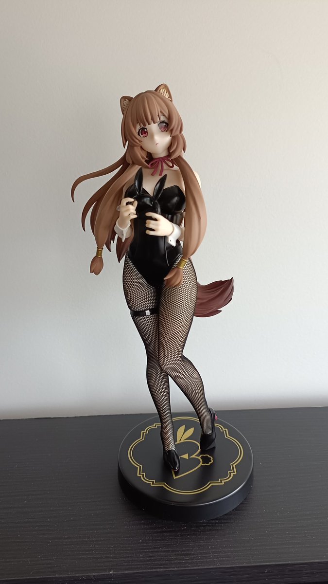 Vainharte's tweet photo. La petite dernière à être arrivée à la maison ! Assez étonné par sa qualité par rapport au prix ! ✨
Merci @DeriveFigurine 👌, et au passage, très joli packaging ! 🤩 https://t.co/tn5dBEE0uL