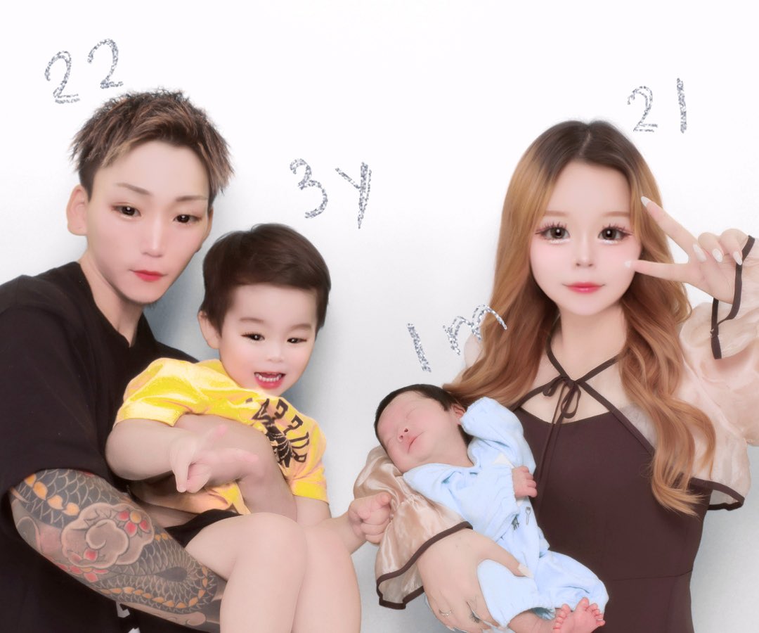 プリン頭やのに結構馴染んでるとかみやとくんに言われた爆笑
伸びすぎて逆にな、来月速攻治しに行く
プリの顔になりたい😠😠